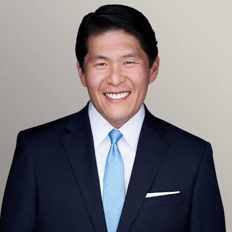 Robert Hur photo