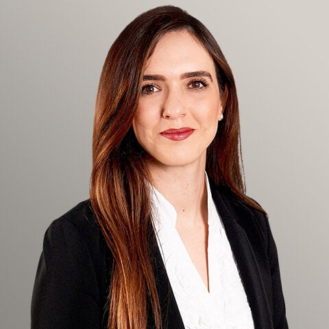 Nora Djeraba photo