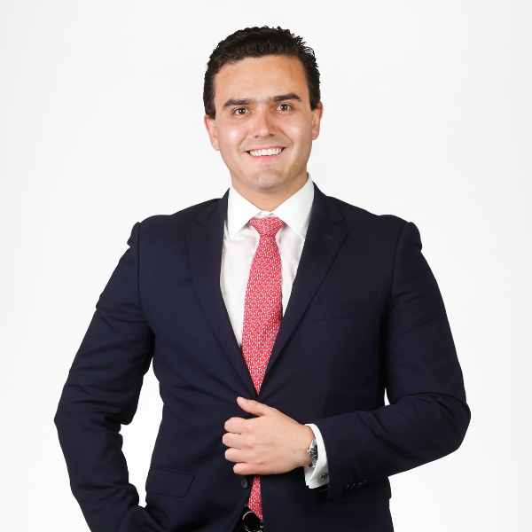 Augusto Bustamante photo