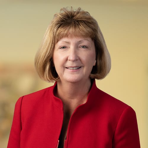 Lisa Phelan photo