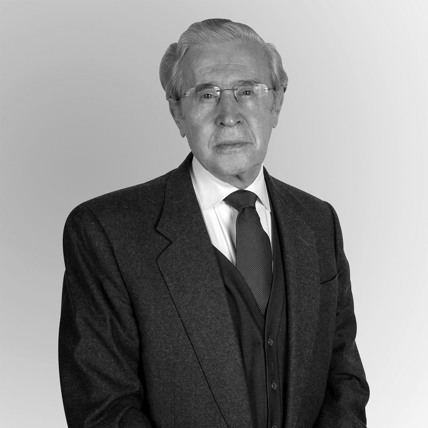 Juan Carlos Bustamante photo
