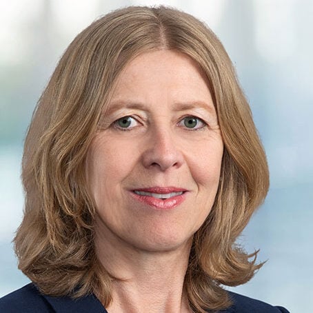 Stefanie Birkmann photo