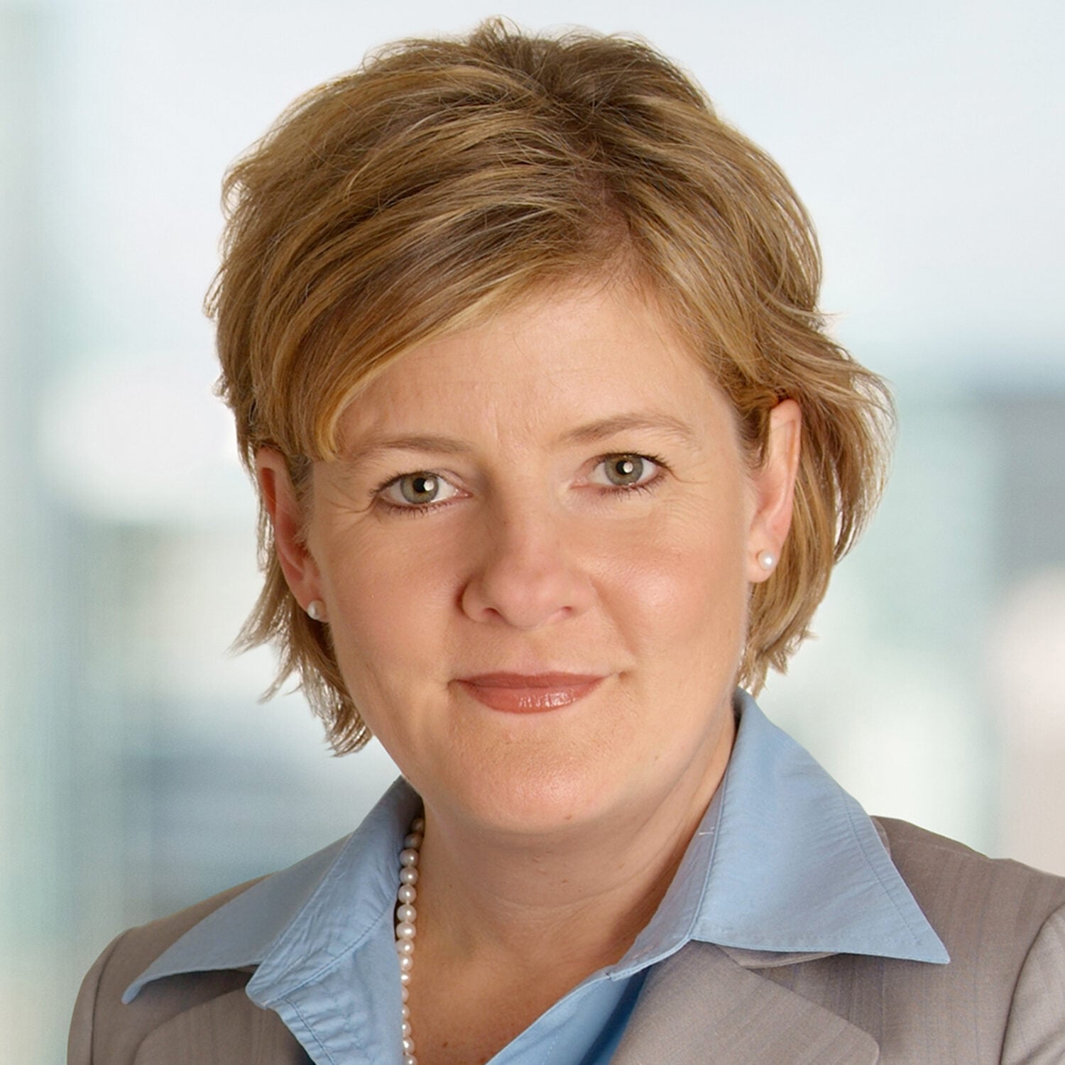 Tara L. Reinhart photo