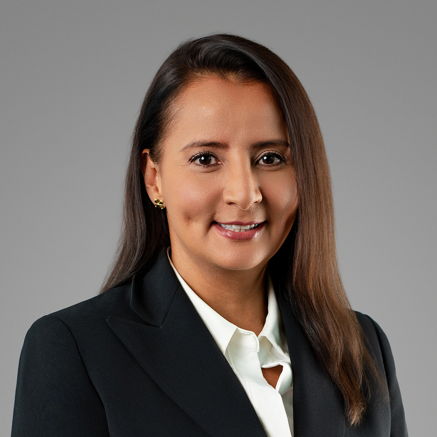 Ivette Hernández photo