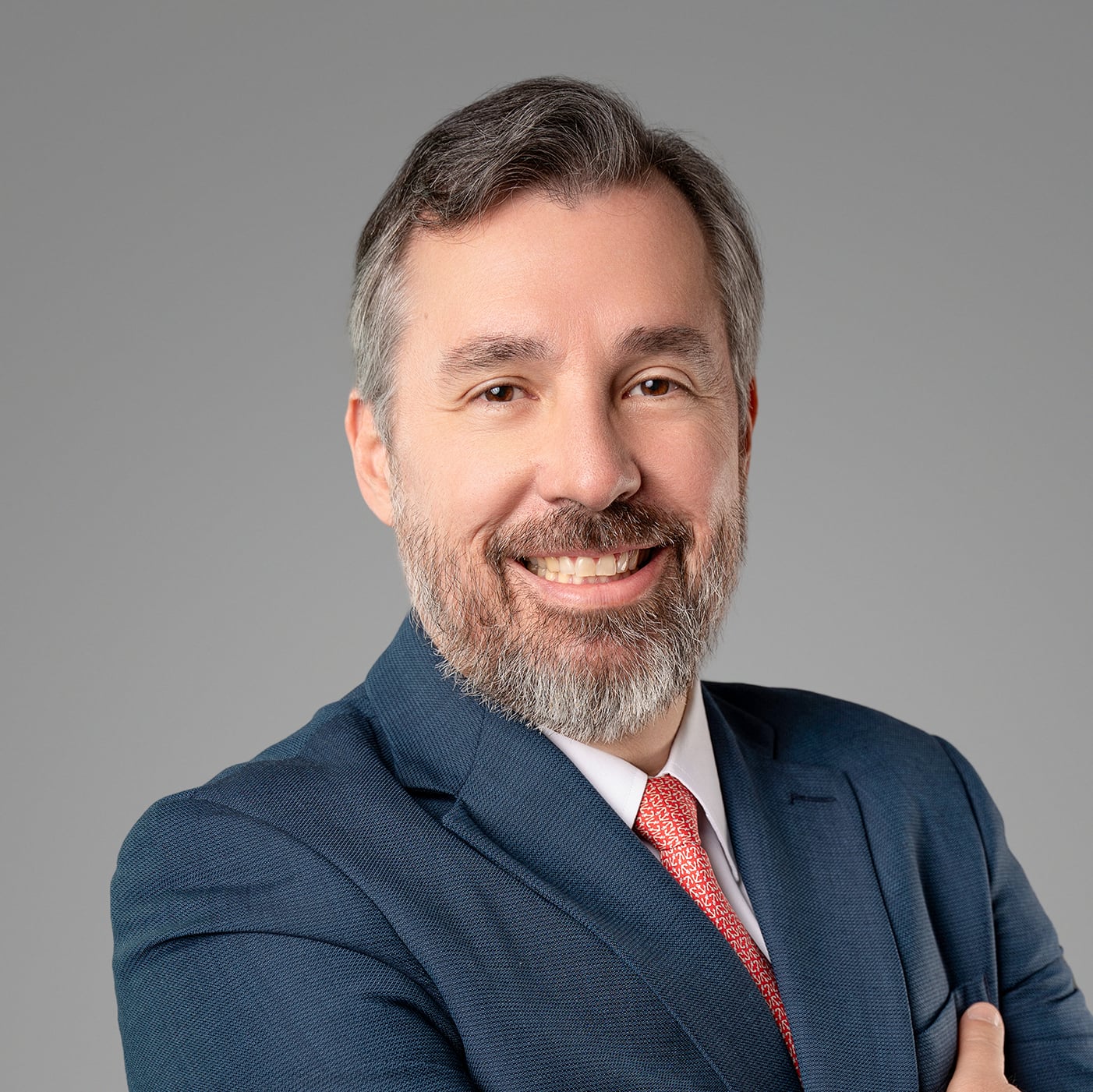 Luis Hernández photo