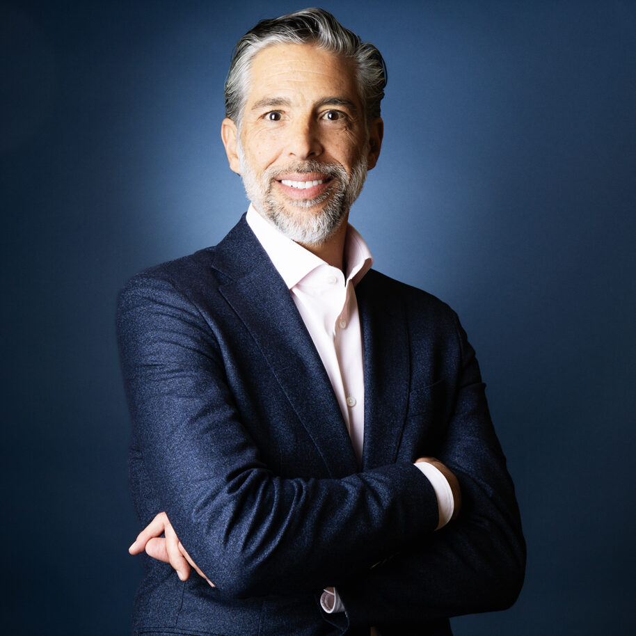 Carlos Aiza photo