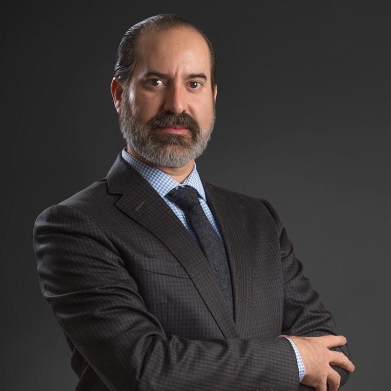 Roberto Alvarez photo