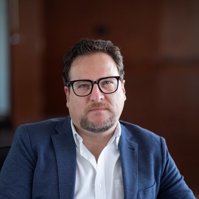 Roberto Fernández del Valle M. photo