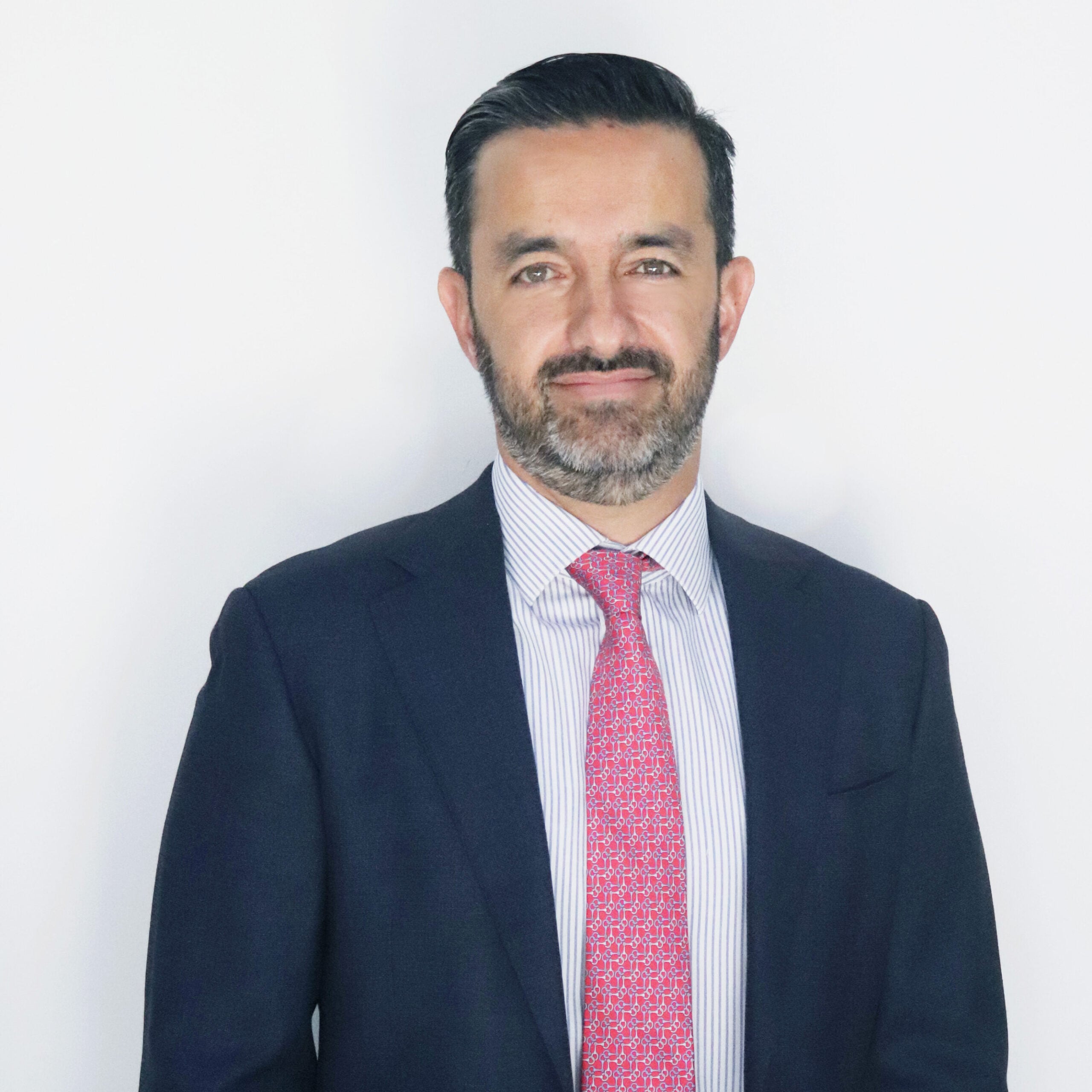 Luis Armendariz photo