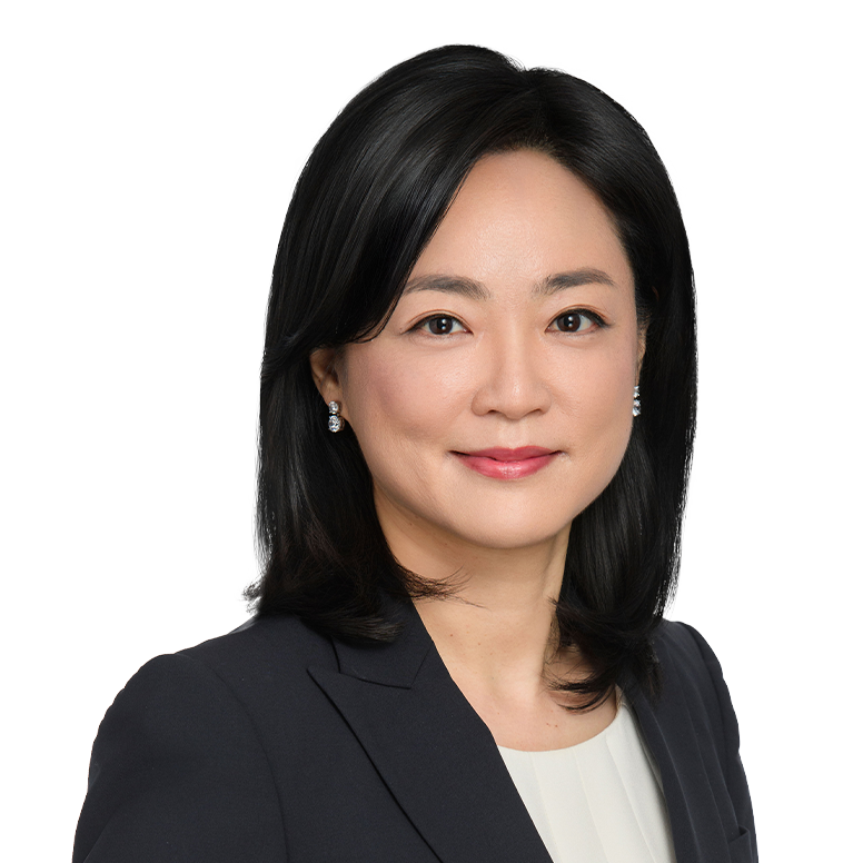 Caroline Lee photo