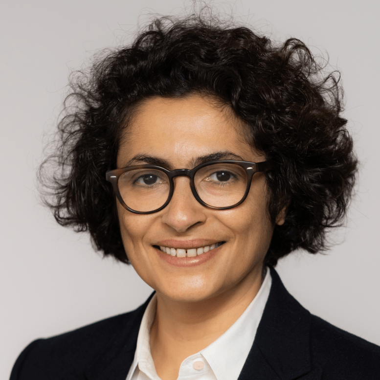 Yasmine Lahlou photo