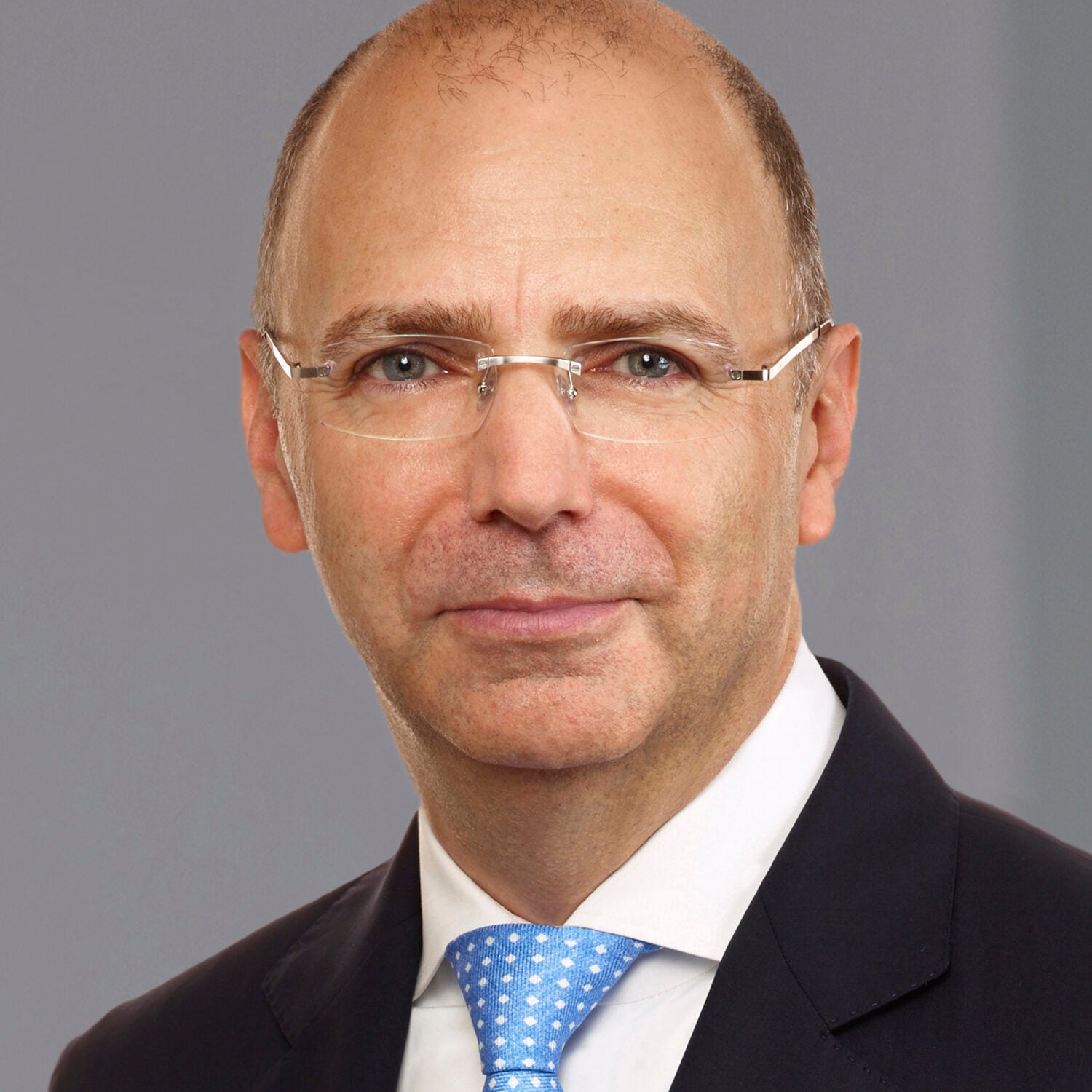 Thomas Isaac photo