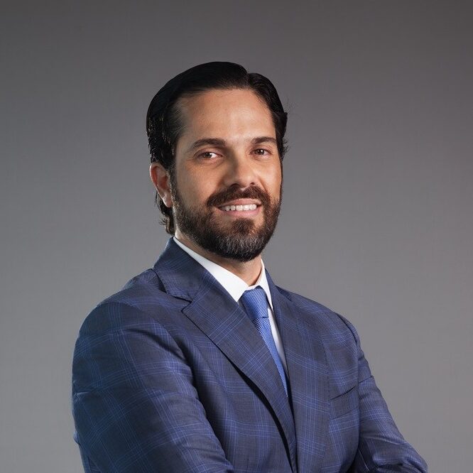 Alfredo Guzmán photo