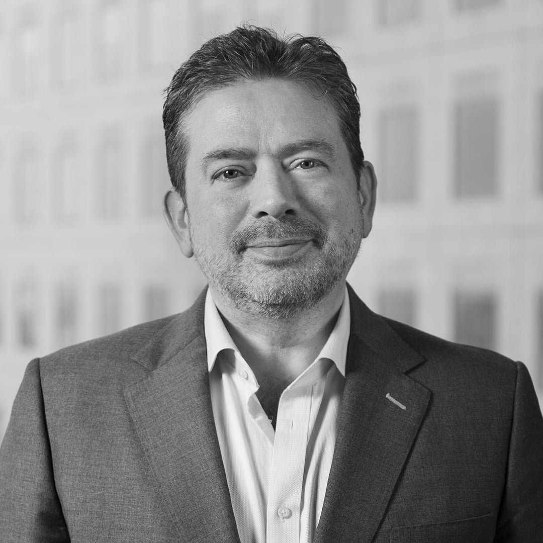 Eduardo Pizarro Suárez photo