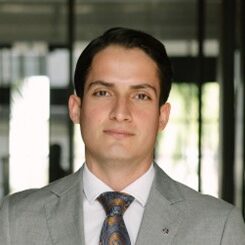 Emilio Dávila photo