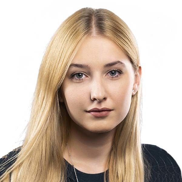Diana Valyeyeva photo