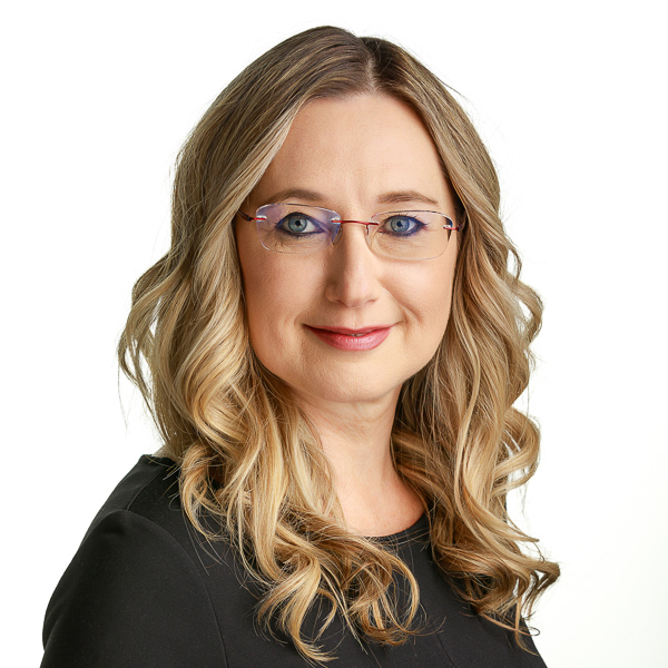 Anikó Kircsi photo