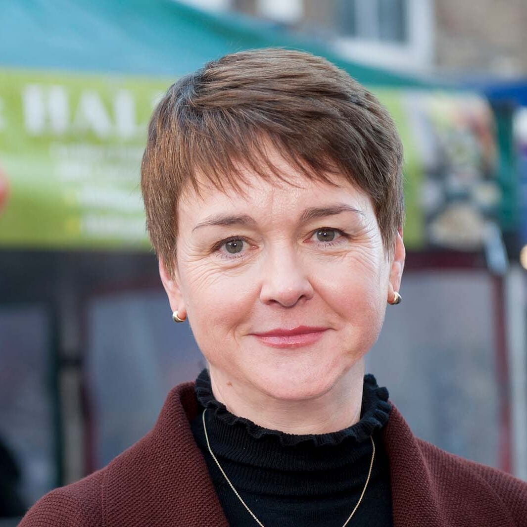 Alison Hunter photo