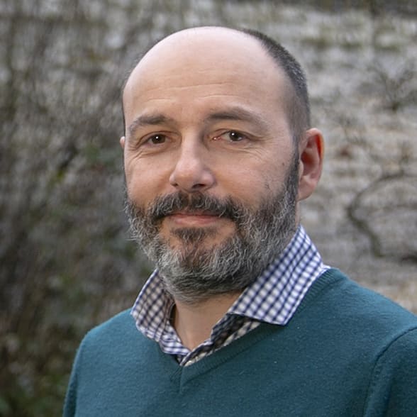 Paul Humphries photo