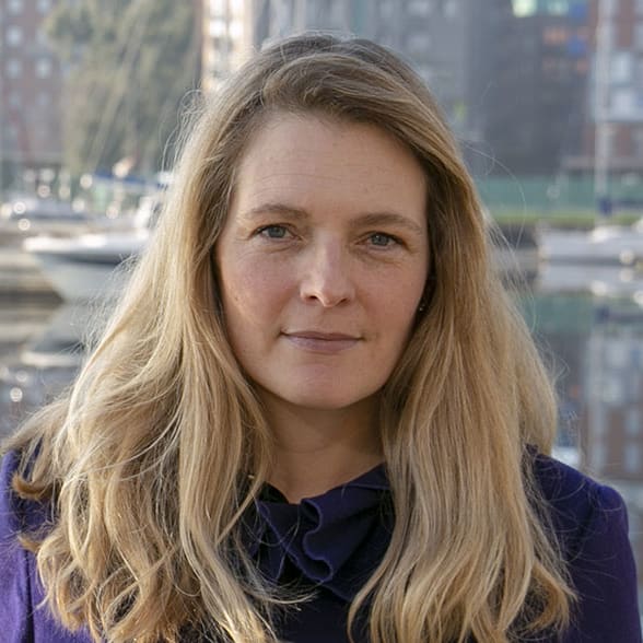 Polly Stephenson photo