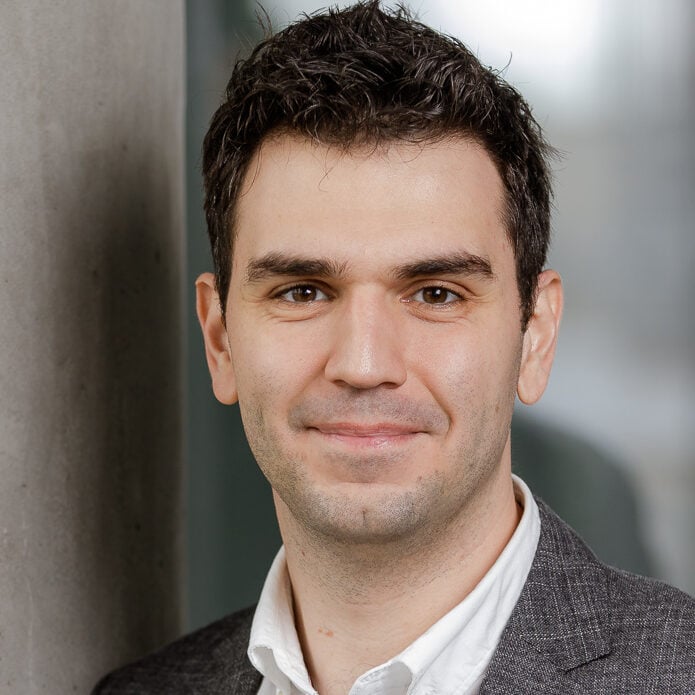 Andrei Vartires photo