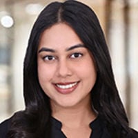 Nisha Gupta photo