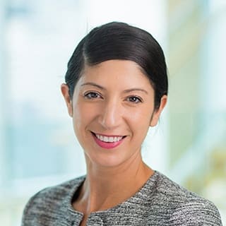 Lindsay Flora photo