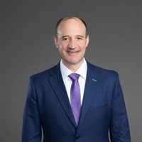 Matthew Gorra photo