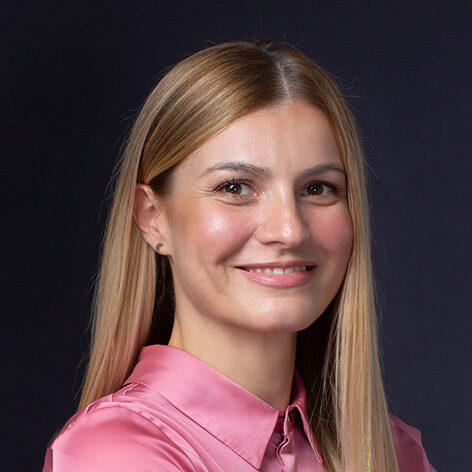 Cristina Popescu photo