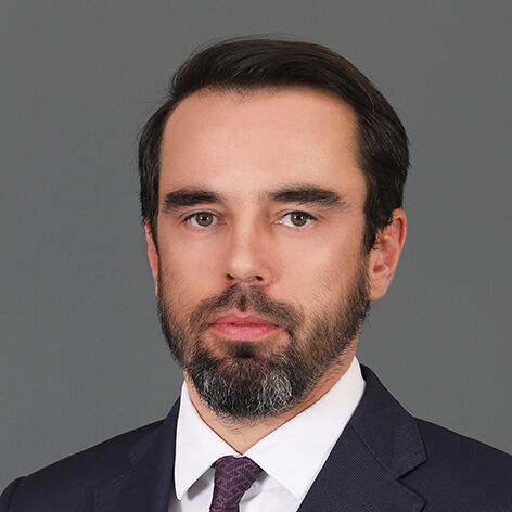 Viktor Radics photo