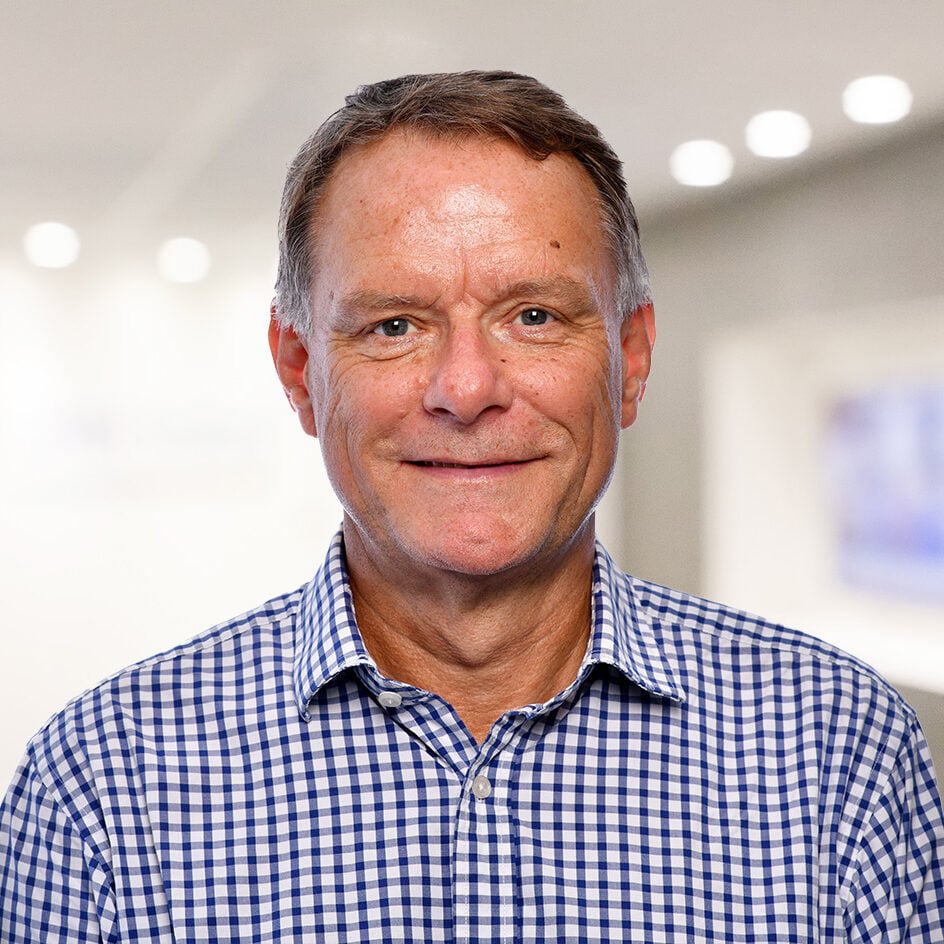 Simon Elcock photo